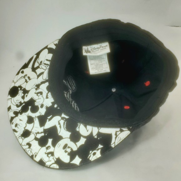 Disney Parks Mickey Mouse Hat Mad Skater Graffiti Hip Hop Fitted Size Youth Cap - Picture 3 of 4